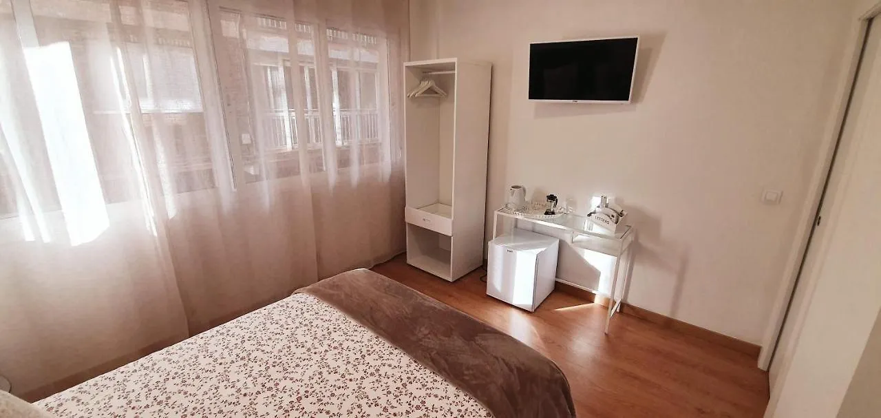 Fan Rooms Galvez Malaga